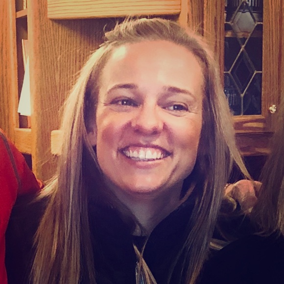 Meet your Posher, Kate - Picture 1 of 2